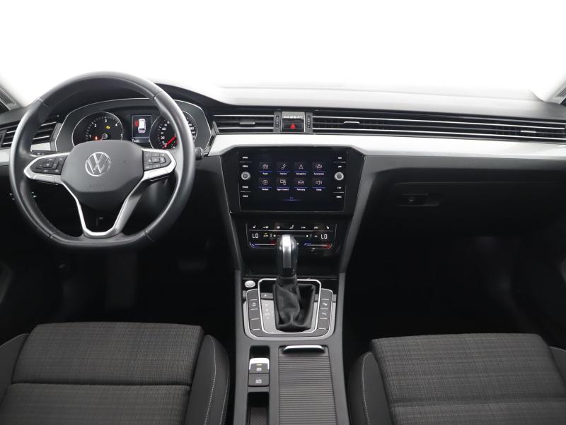 VW Passat Variant Business TDI SCR DSG