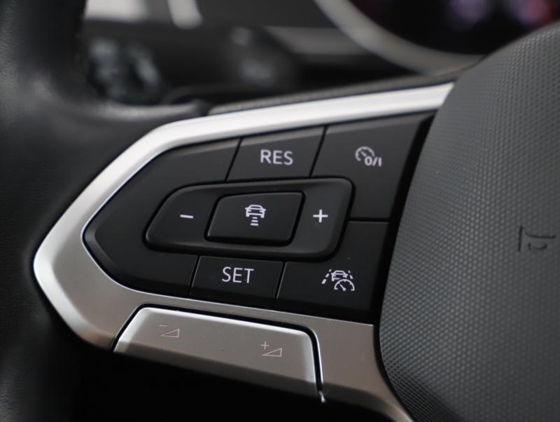 VW Passat Variant Business TDI SCR DSG