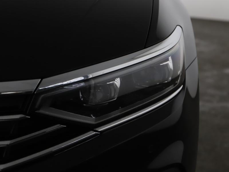 VW Passat Variant Business TDI SCR DSG