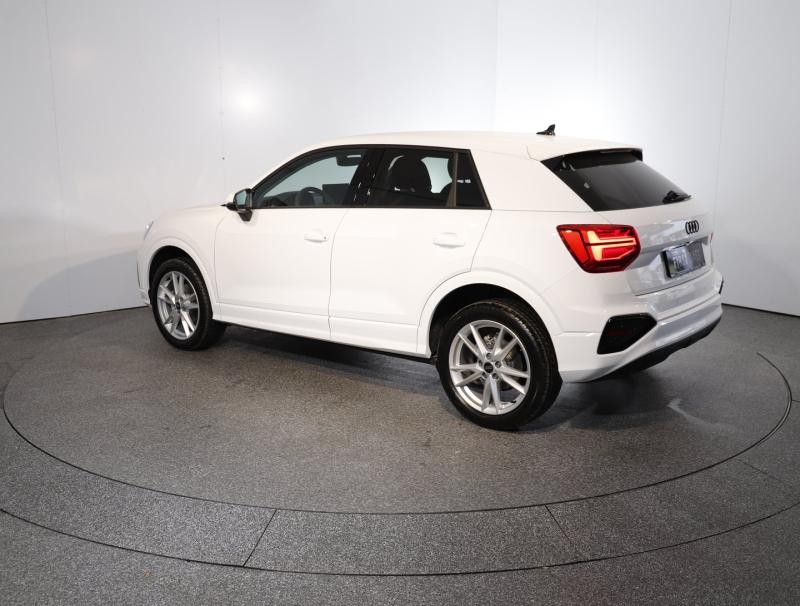 Audi Q2 35 TFSI admired