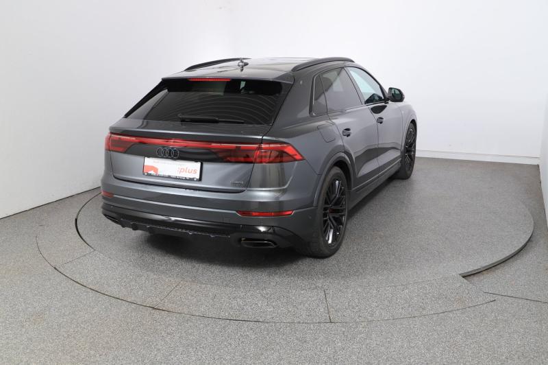 Audi Q8 TFSI e quattro 290 kW