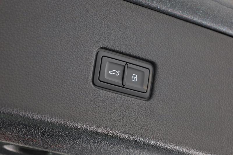 Audi Q8 TFSI e quattro 290 kW