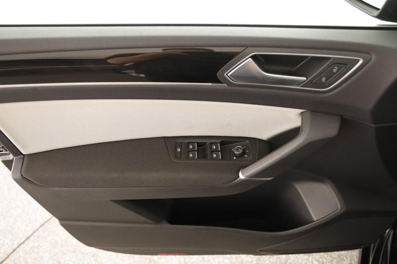 VW Touran Highline TDI SCR DSG 7-Sitzer