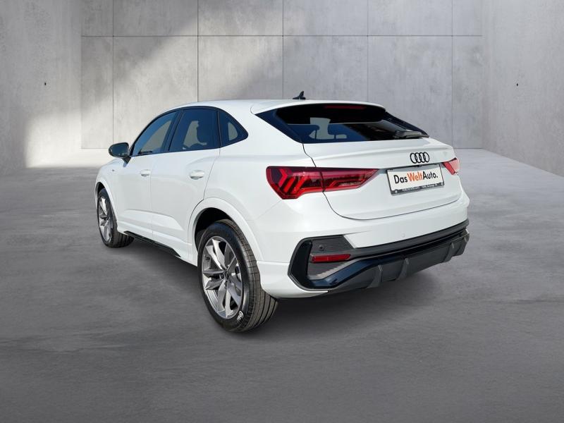 Audi Q3 Sportback 35 TDI admired