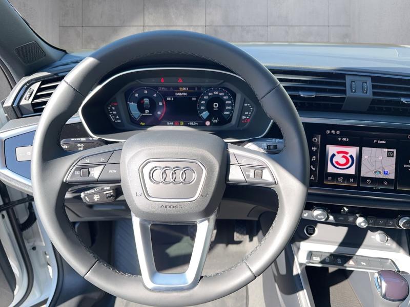 Audi Q3 Sportback 35 TDI admired