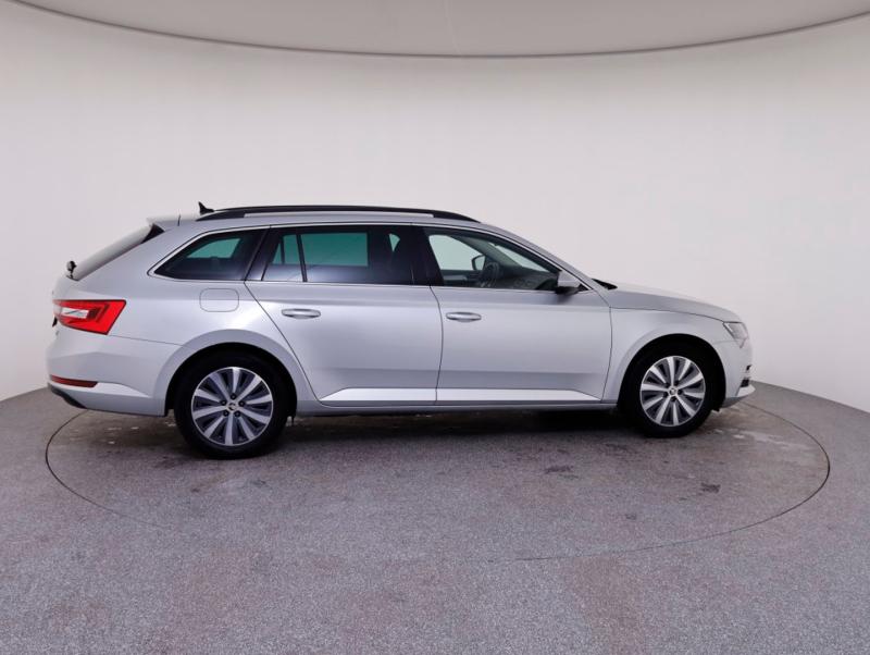 Škoda SUPERB Combi iV Style DSG
