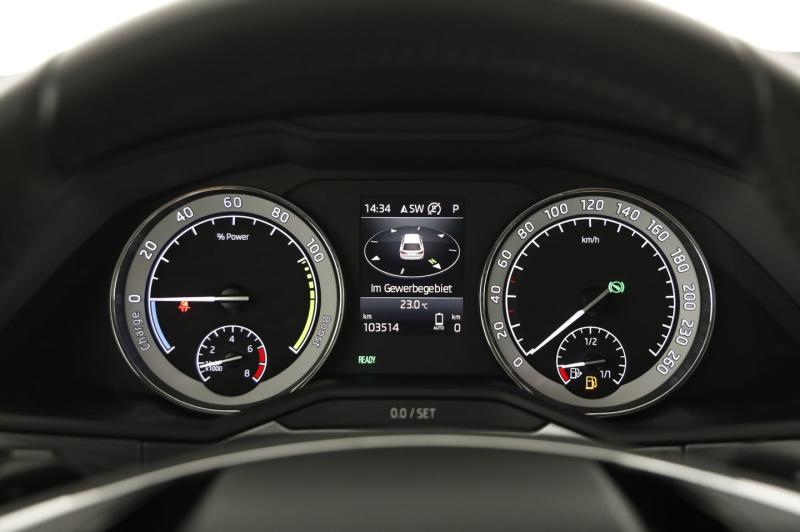 Škoda SUPERB Combi iV Style DSG