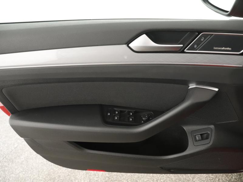 VW Passat Variant Business TDI 4MOTION DSG