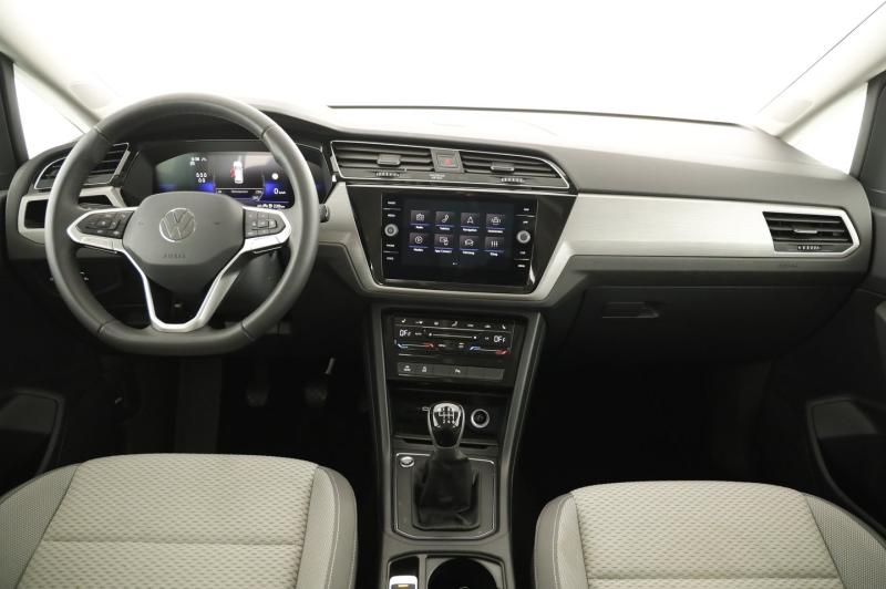 VW Touran Life TSI