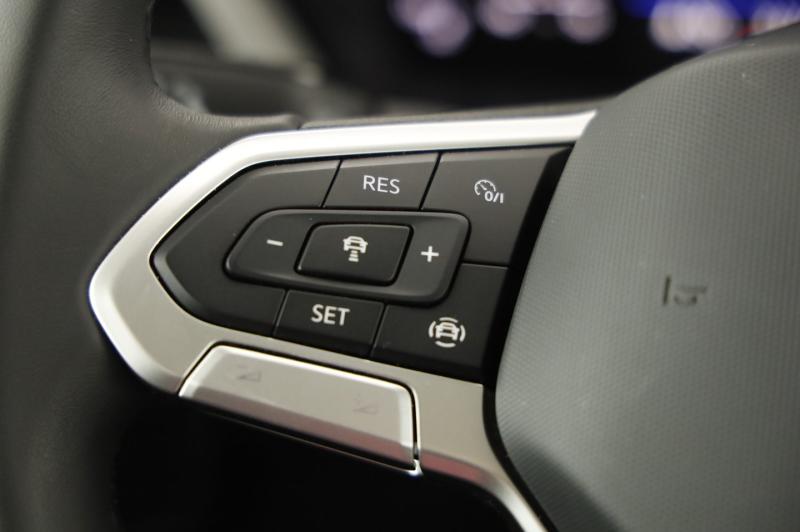 VW Touran Life TSI
