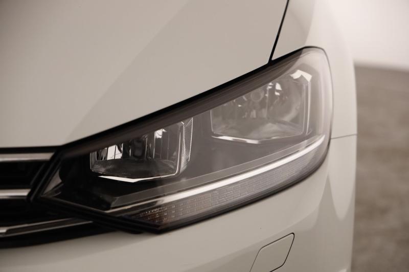 VW Touran Life TSI