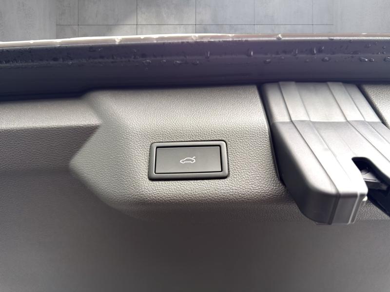 VW Multivan Business eHybrid 180 kW 4MOTION