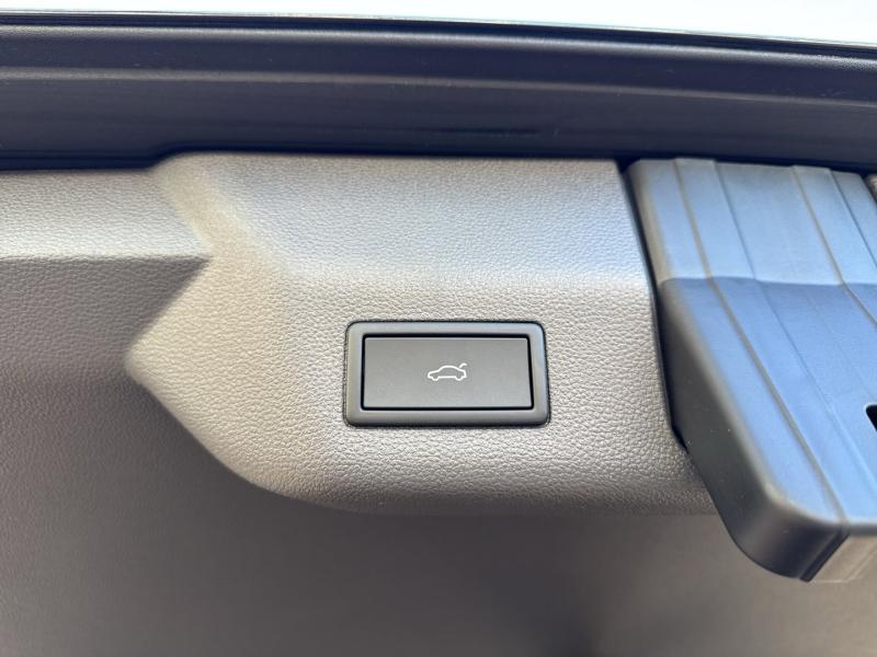 VW Multivan Business eHybrid 180 kW 4MOTION