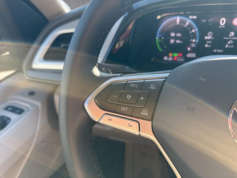 VW Multivan Business eHybrid 180 kW 4MOTION