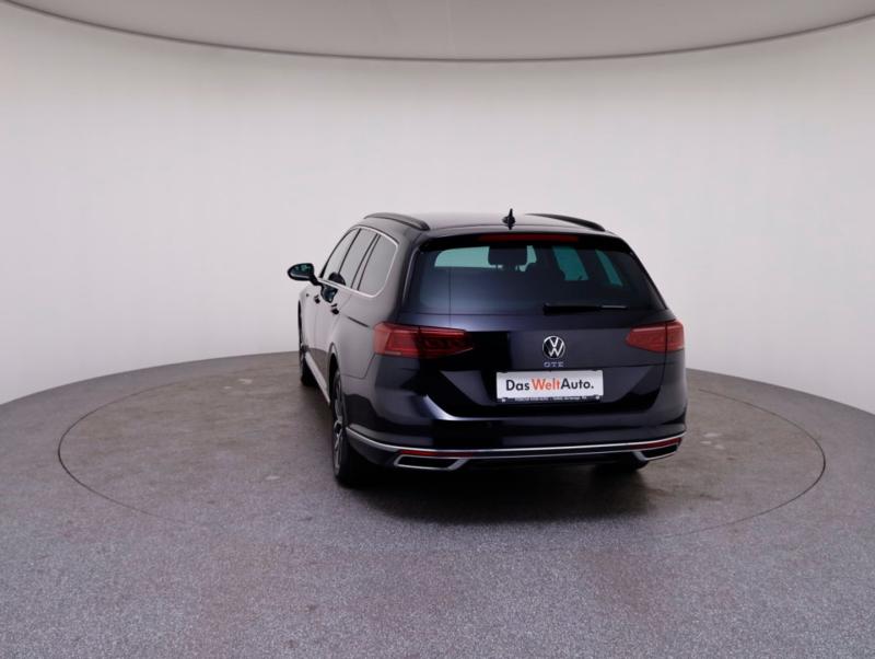 VW Passat GTE Variant