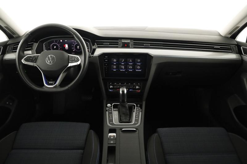 VW Passat GTE Variant