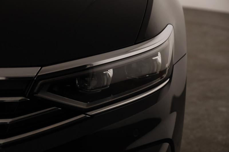 VW Passat GTE Variant