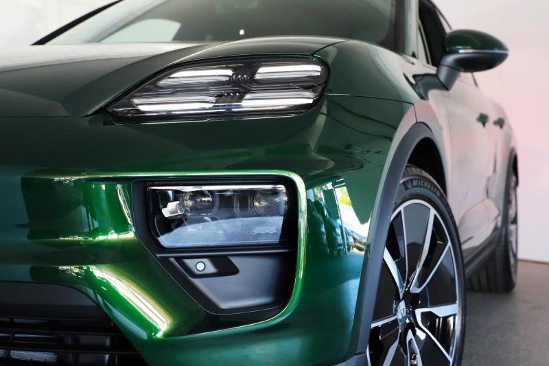 Porsche Macan 4