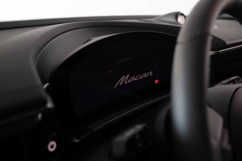 Porsche Macan 4