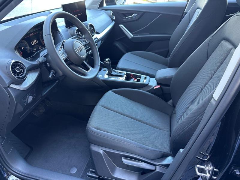 Audi Q2 35 TFSI admired