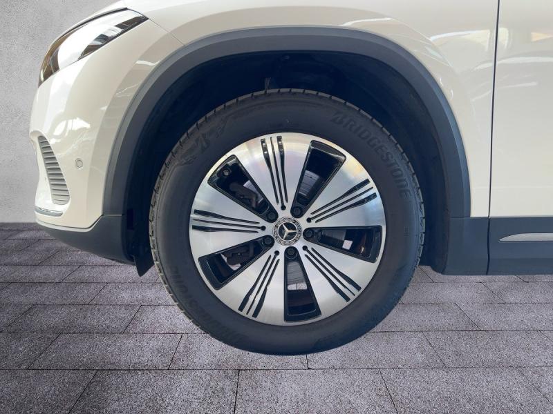 MERCEDES-BENZ EQA 250 Assistenz-Paket
