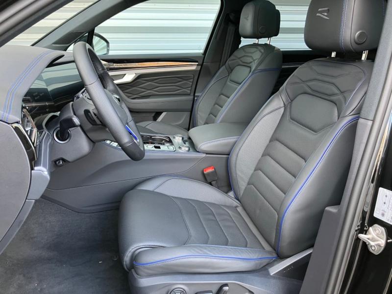 VW Touareg R eHybrid TSI 4MOTION