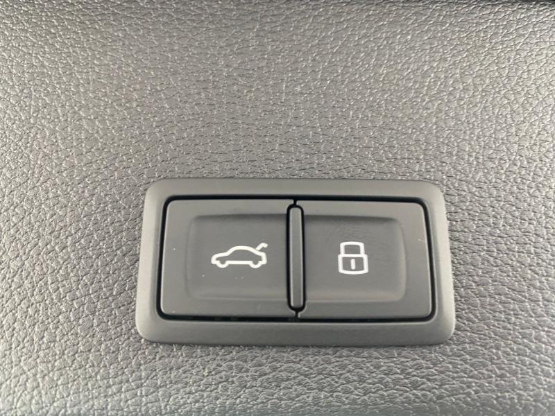 Audi Q2 30 TFSI admired