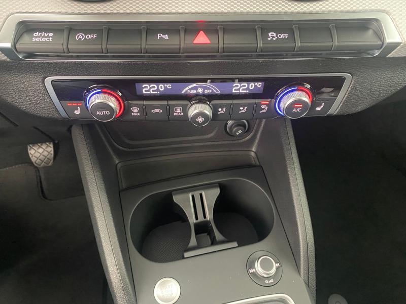 Audi Q2 30 TFSI admired