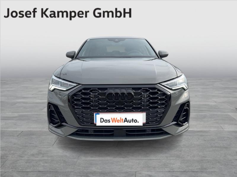 Audi Q3 Sportback 35 TDI admired