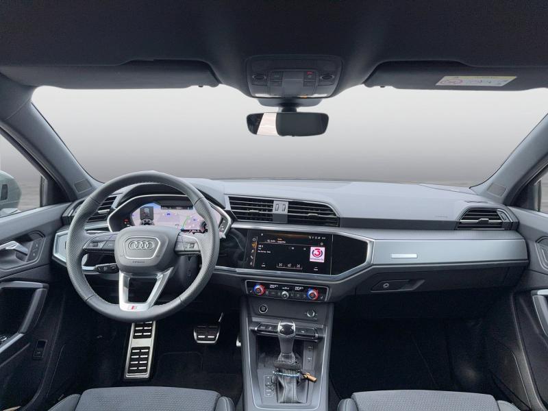 Audi Q3 Sportback 35 TDI admired