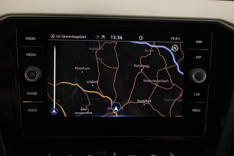 VW Passat Variant Business TDI DSG