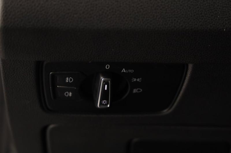 VW Passat Variant Business TDI DSG