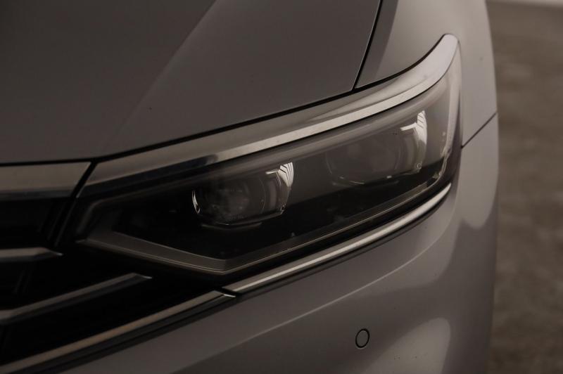 VW Passat Variant Business TDI DSG