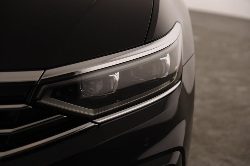 VW Passat GTE Variant