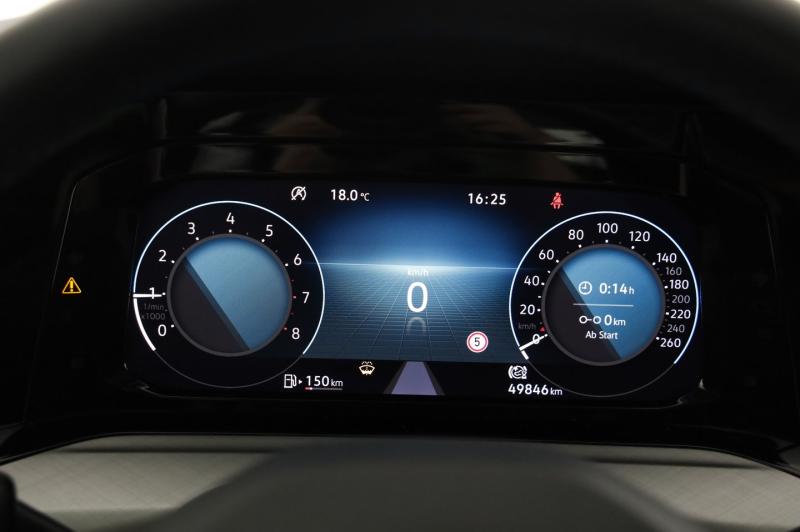 VW Golf Life TSI