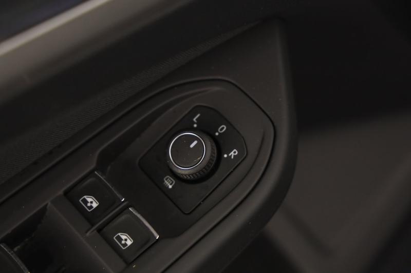VW Golf Life TSI