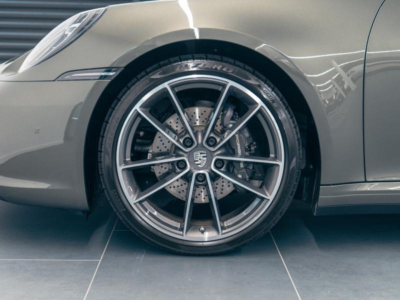 Porsche 911 Carrera Coupé I (992)