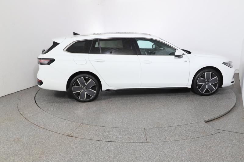 VW Passat Variant Sport eHybrid 150kW