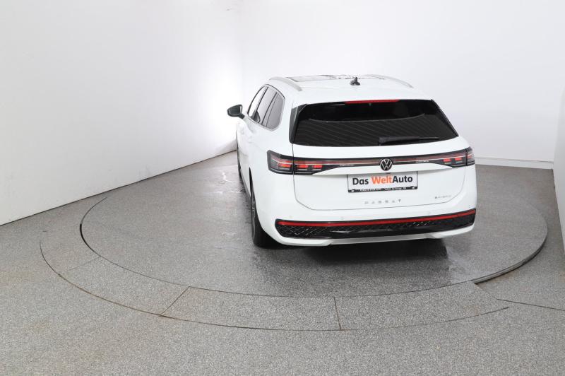 VW Passat Variant Sport eHybrid 150kW