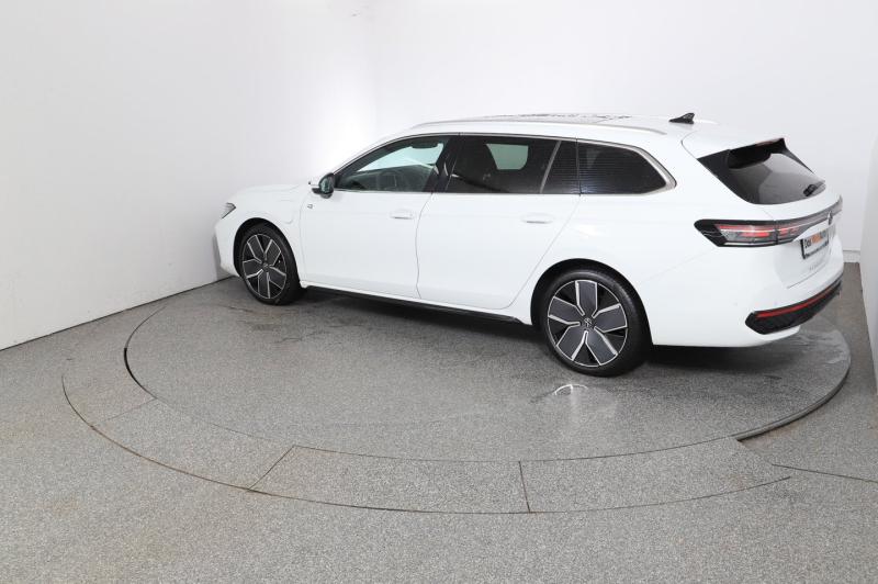VW Passat Variant Sport eHybrid 150kW