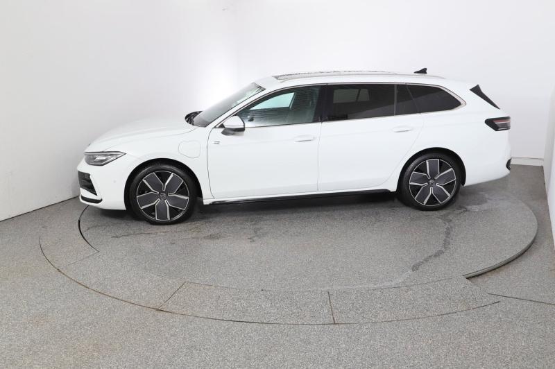 VW Passat Variant Sport eHybrid 150kW