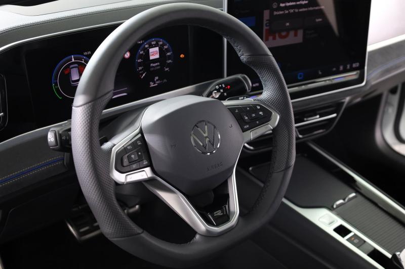 VW Passat Variant Sport eHybrid 150kW
