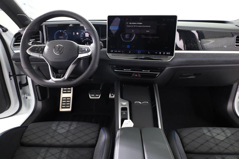 VW Passat Variant Sport eHybrid 150kW