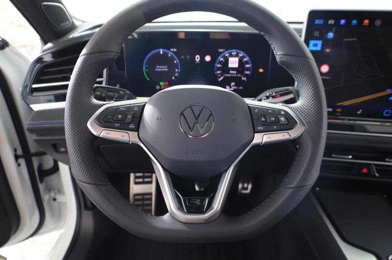 VW Passat Variant Sport eHybrid 150kW