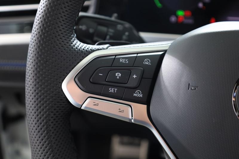 VW Passat Variant Sport eHybrid 150kW