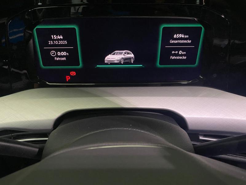 VW Golf Variant Business TDI DSG