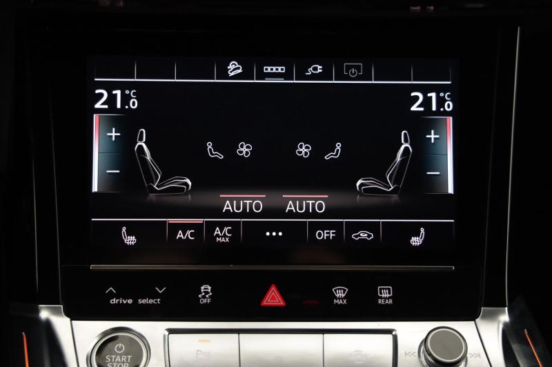 Audi e-tron 55 quattro 300 kW S line