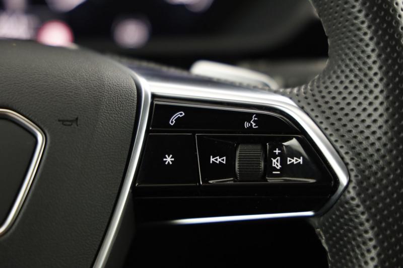 Audi e-tron 55 quattro 300 kW S line