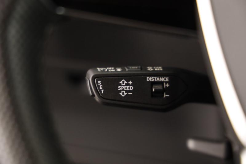 Audi e-tron 55 quattro 300 kW S line