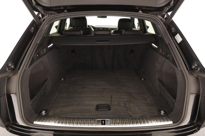 Audi e-tron 55 quattro 300 kW S line